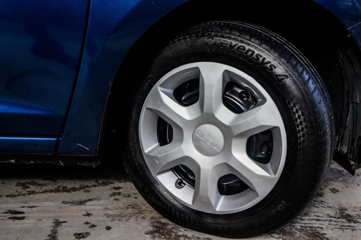 dacia-sandero-2019-gasolina-898cc