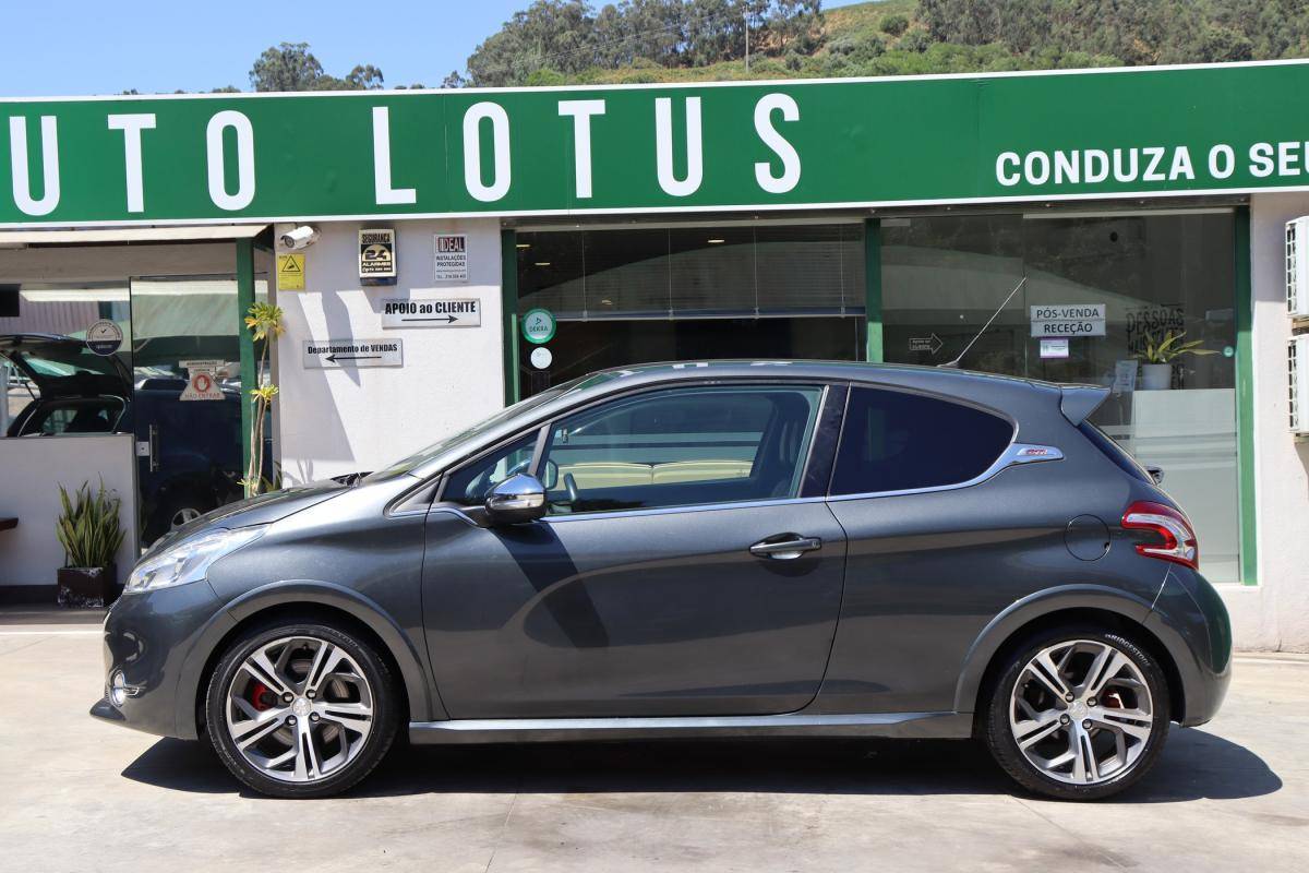peugeot-208-2013-gasolina-1598cc