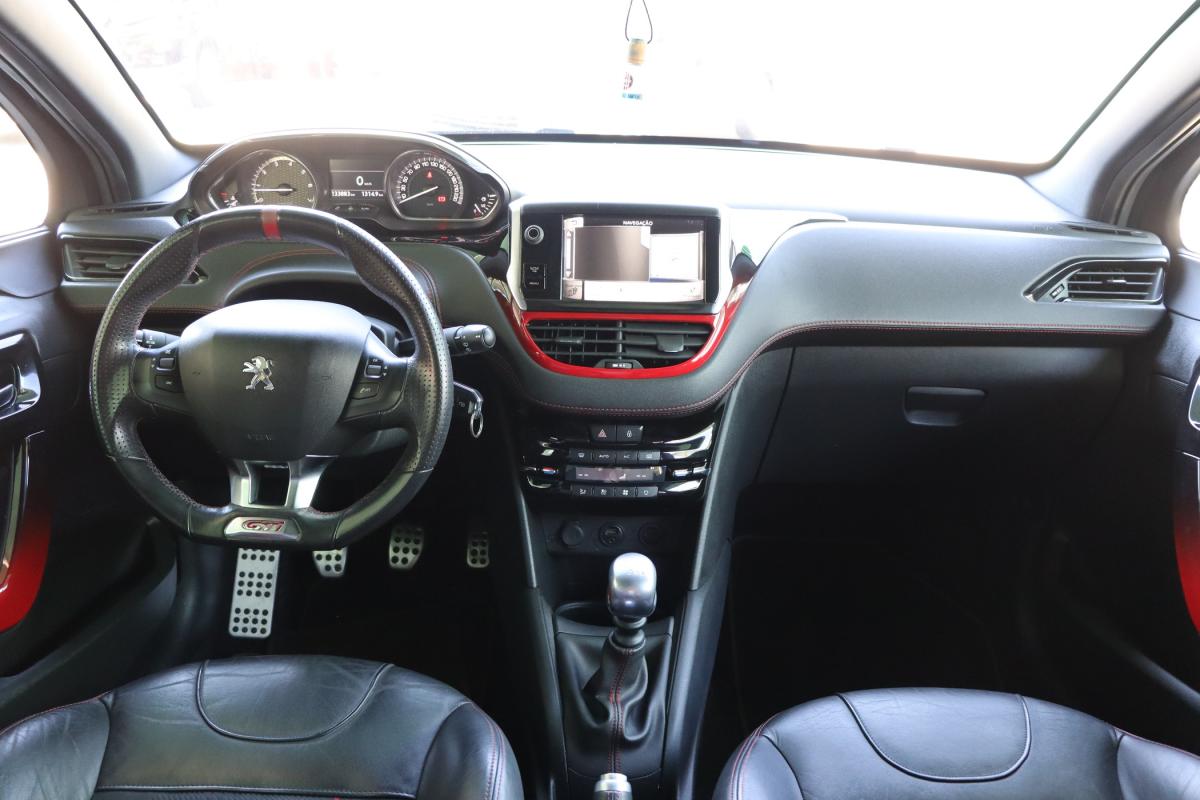 peugeot-208-2013-gasolina-1598cc