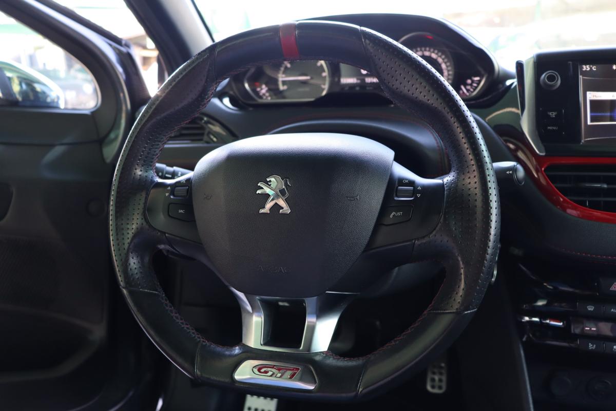peugeot-208-2013-gasolina-1598cc