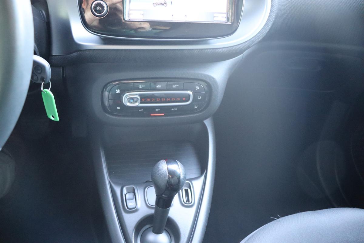 smart-fortwocoupe-2020-eletrico-500cc
