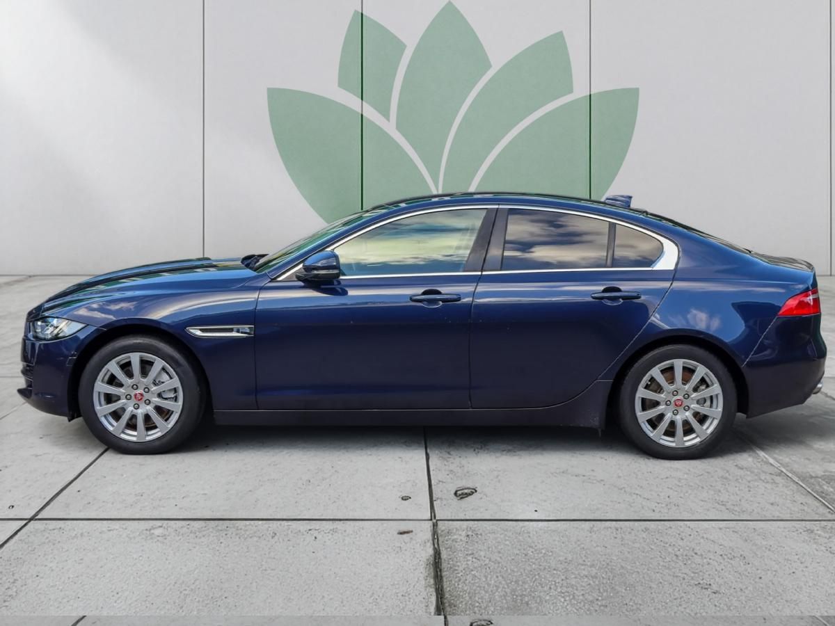 jaguar-xe-2017-diesel-1999cc