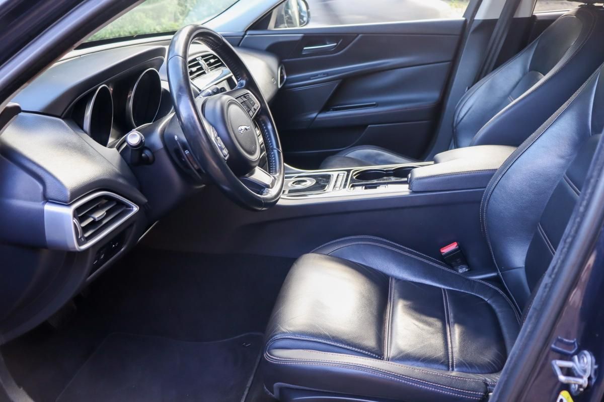 jaguar-xe-2017-diesel-1999cc