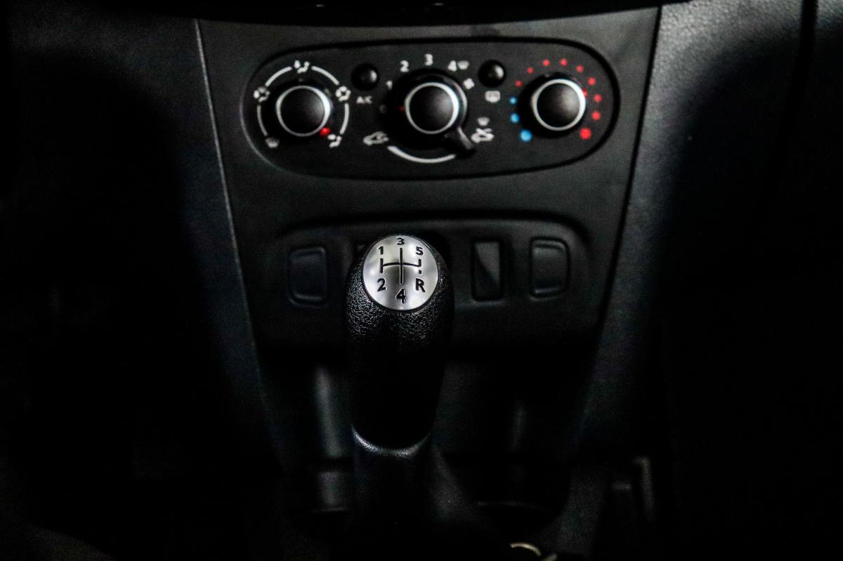 dacia-sandero-2019-gasolina-898cc