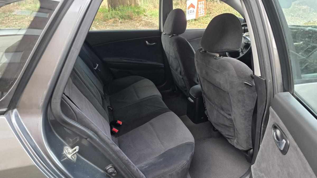 nissan-primera-1-6-2002-gasolina-1597cc