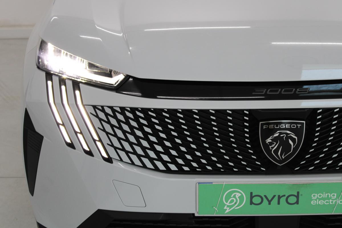 peugeot-e-3008-2025-eletrico-0cc