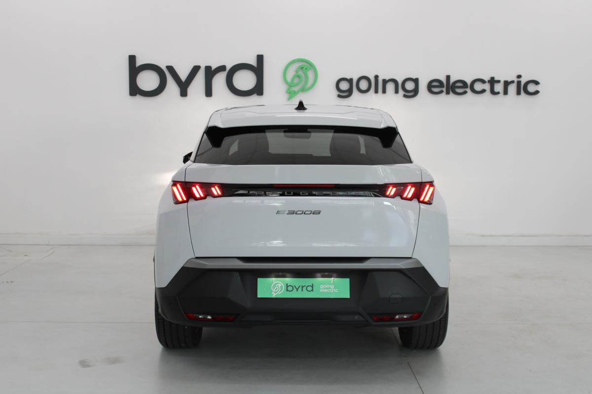 peugeot-e-3008-2025-eletrico-0cc