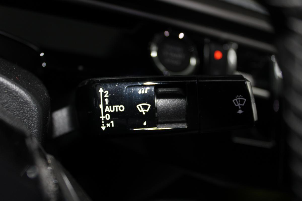 peugeot-e-3008-2025-eletrico-0cc