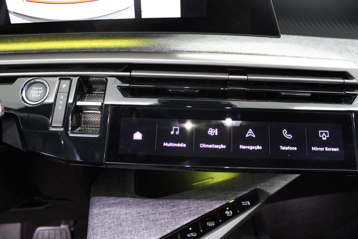 peugeot-e-3008-2025-eletrico-0cc