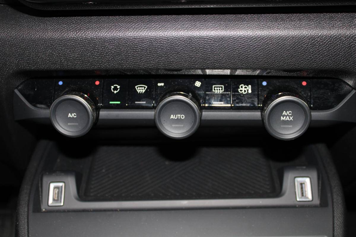 citroen-e-c4-2025-eletrico-0cc