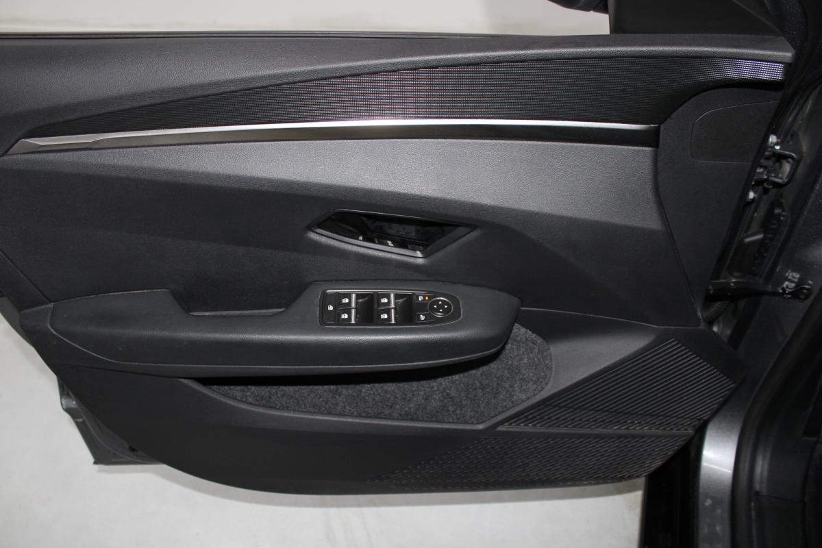 renault-megane-e-tech-2023-eletrico-0cc