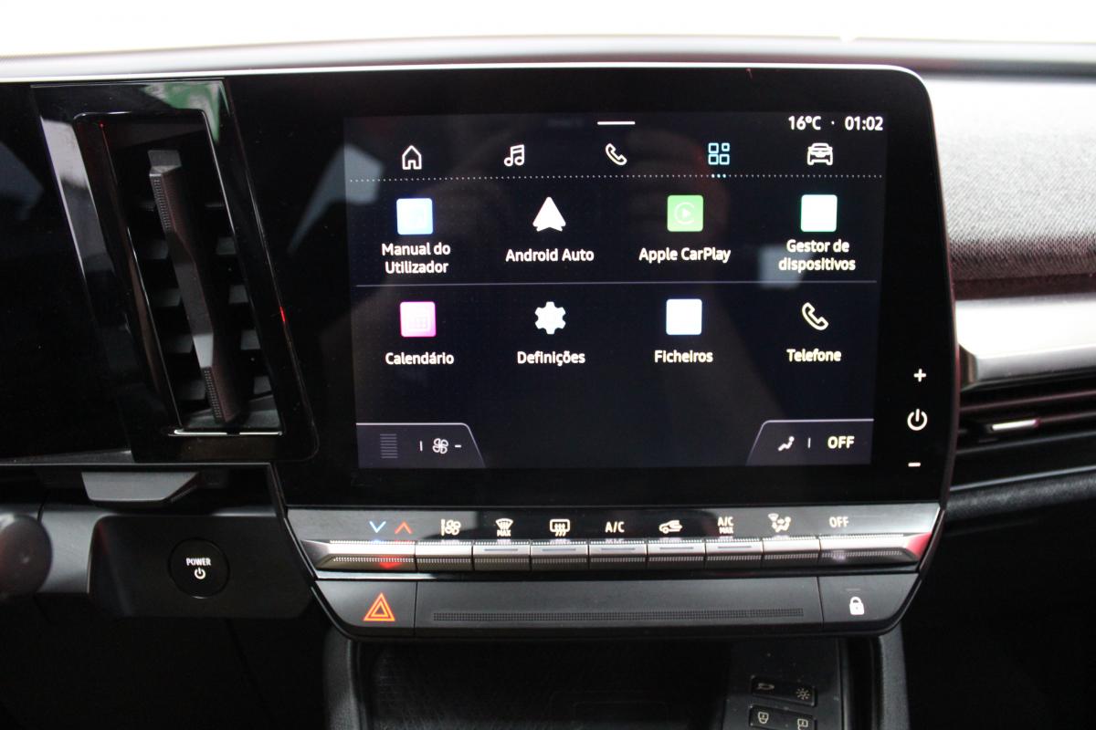 renault-megane-e-tech-2023-eletrico-0cc