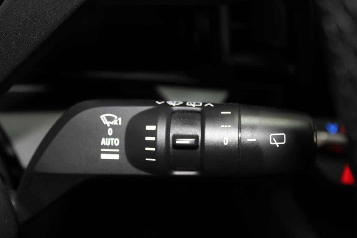 renault-megane-e-tech-2023-eletrico-0cc
