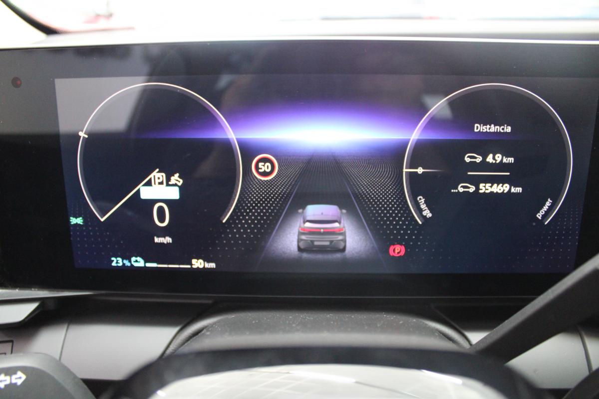 renault-megane-e-tech-2023-eletrico-0cc