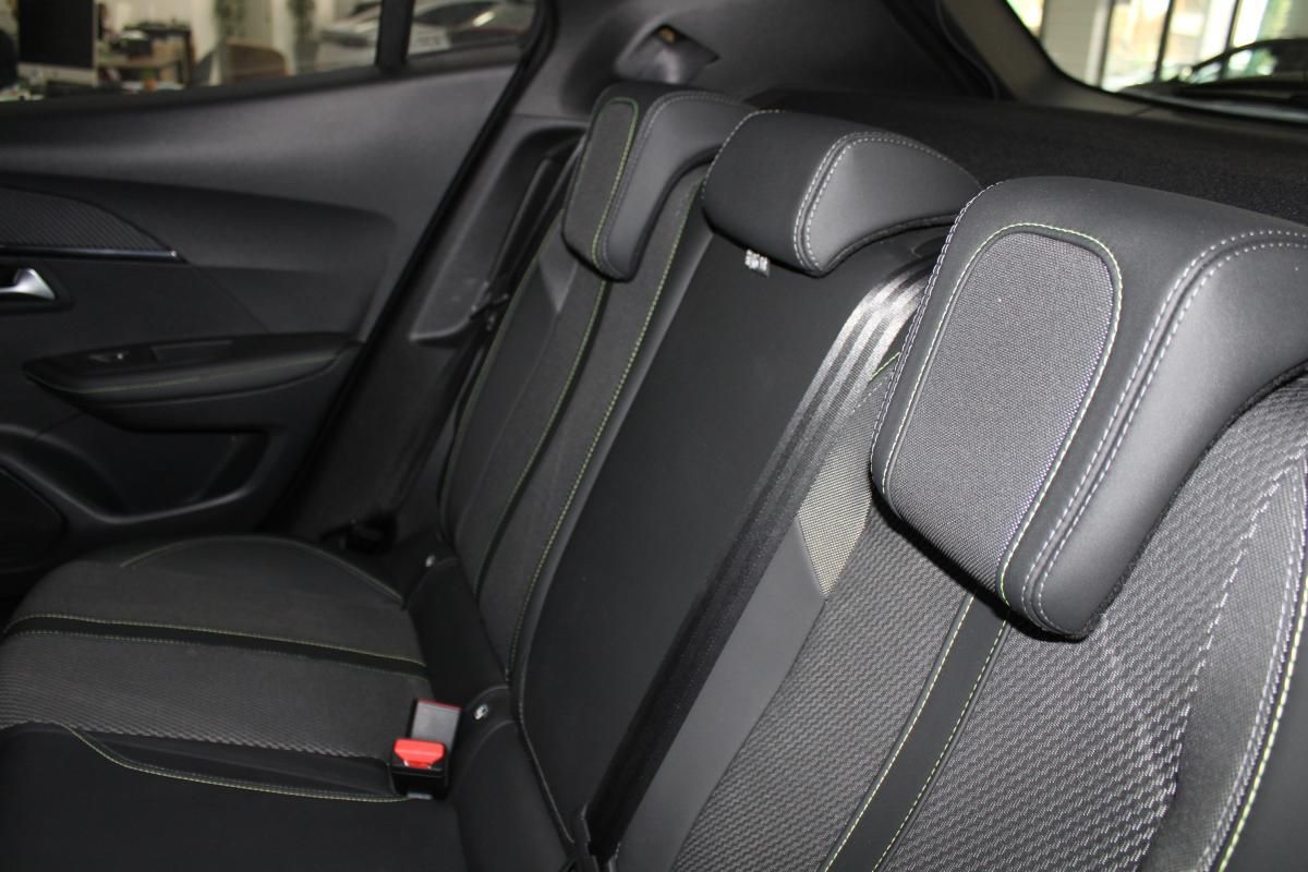 peugeot-e-2008-2025-eletrico-0cc