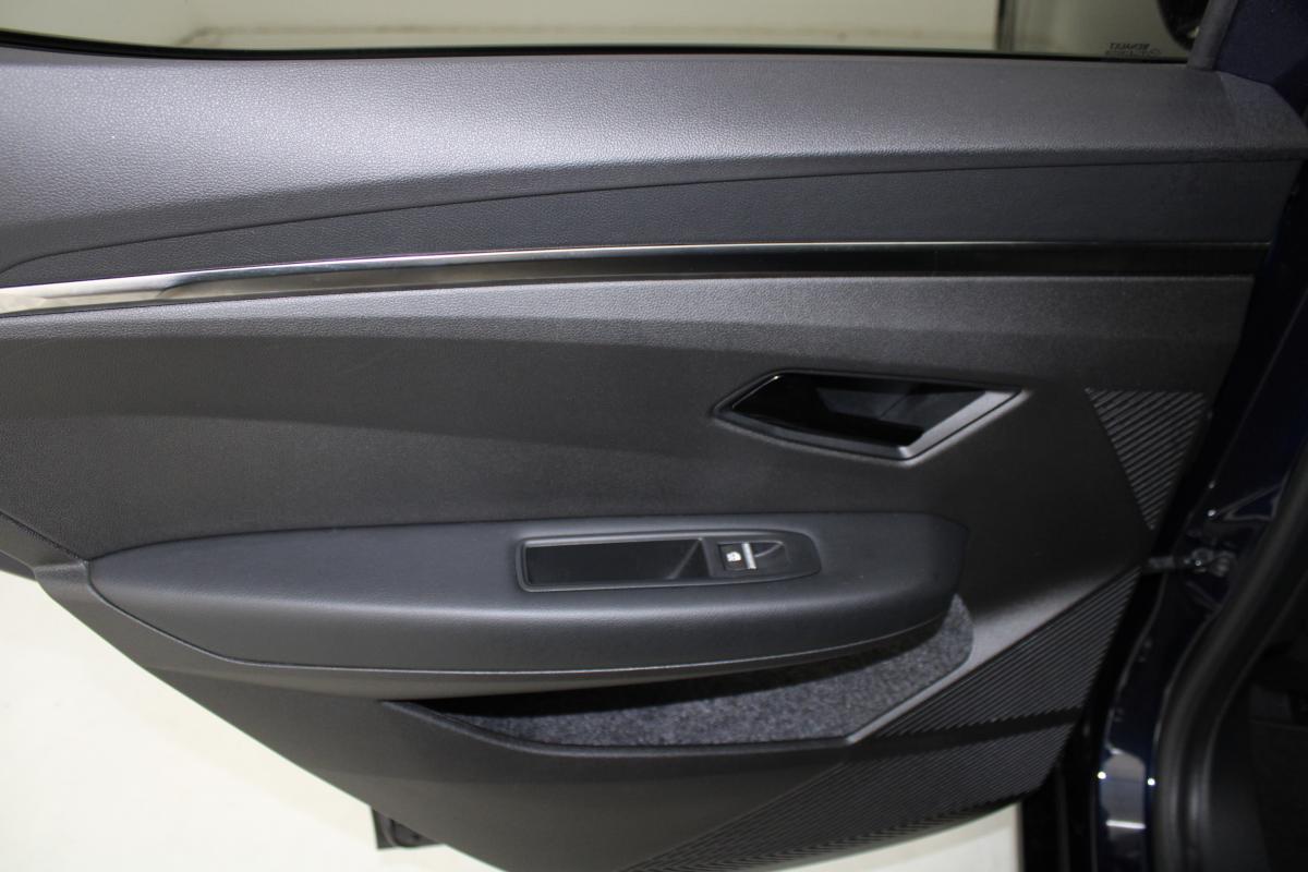 renault-megane-e-tech-2023-eletrico-0cc