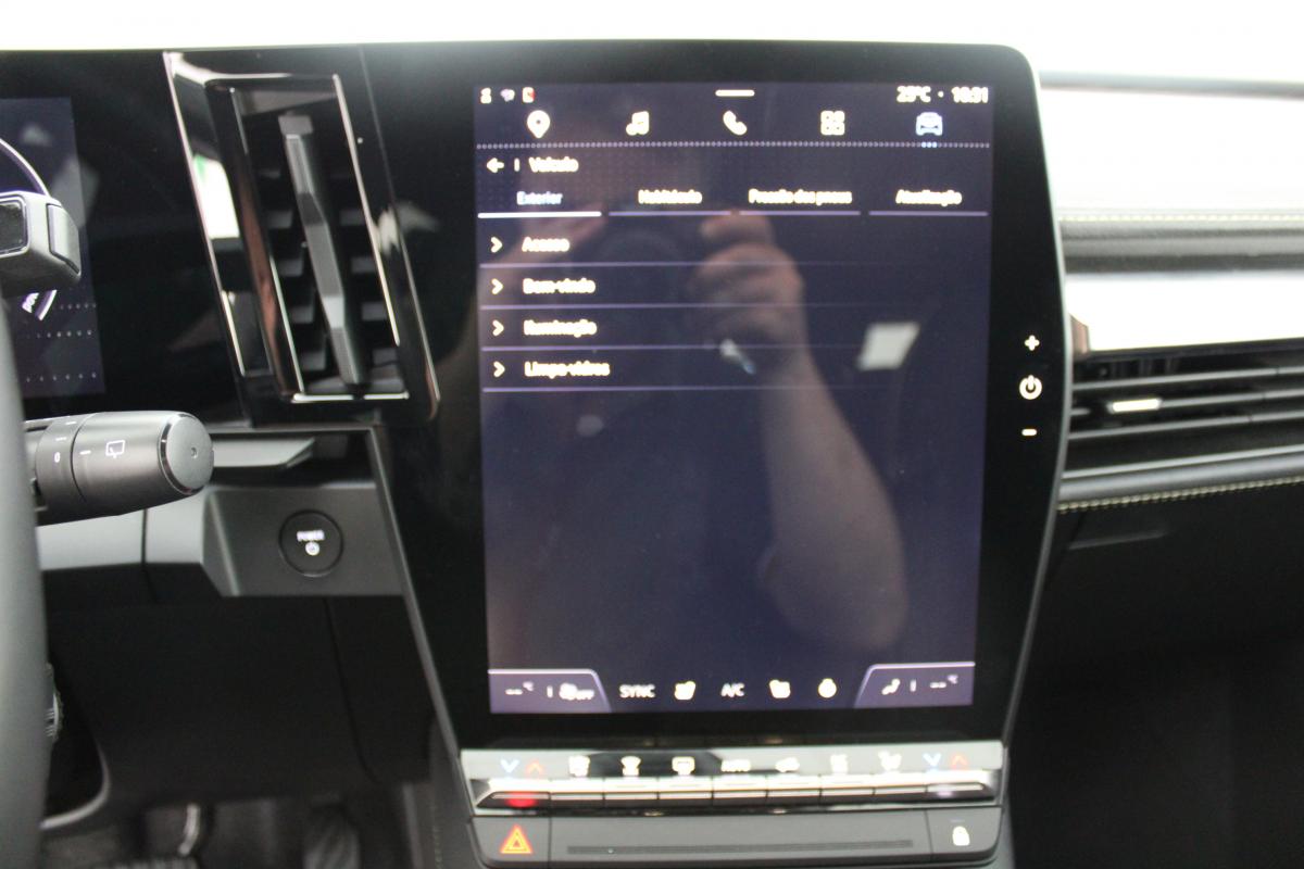 renault-megane-e-tech-2023-eletrico-0cc
