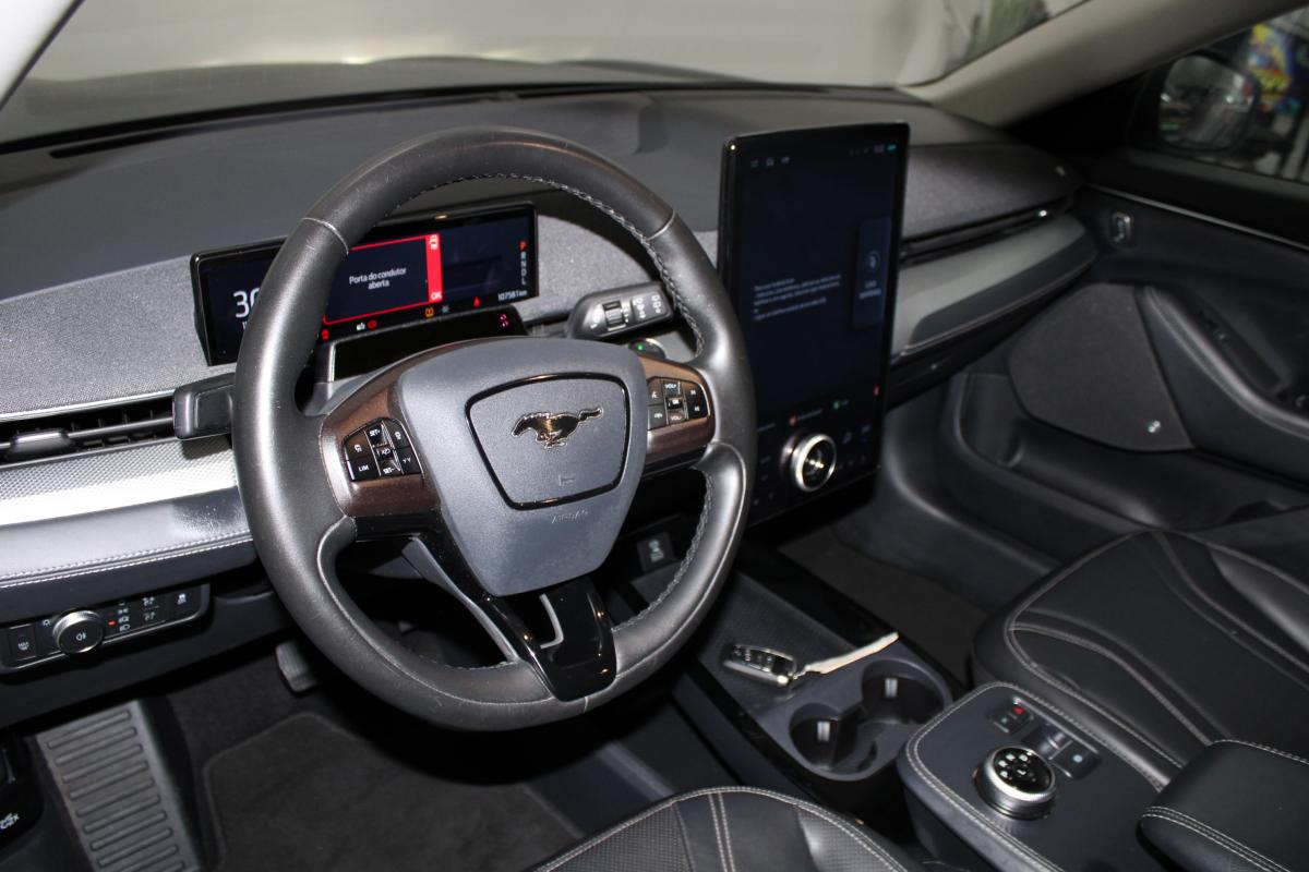 ford-mustang-mach-e-2022-eletrico-0cc