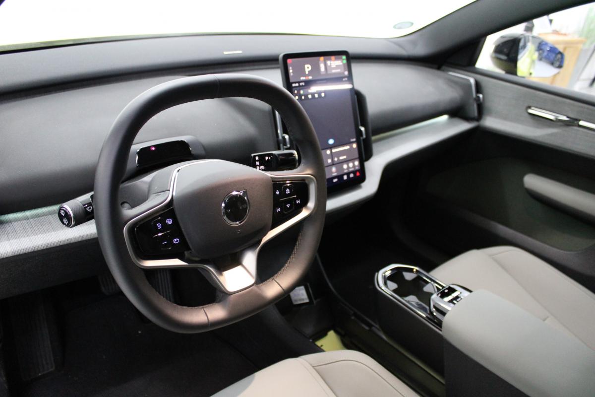 volvo-ex30-2024-eletrico-0cc