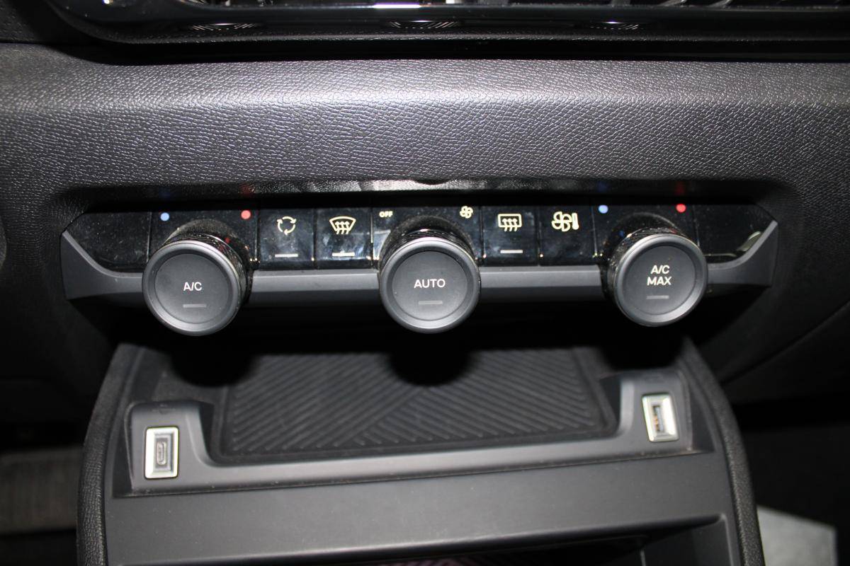 citroen-e-c4-2025-eletrico-0cc