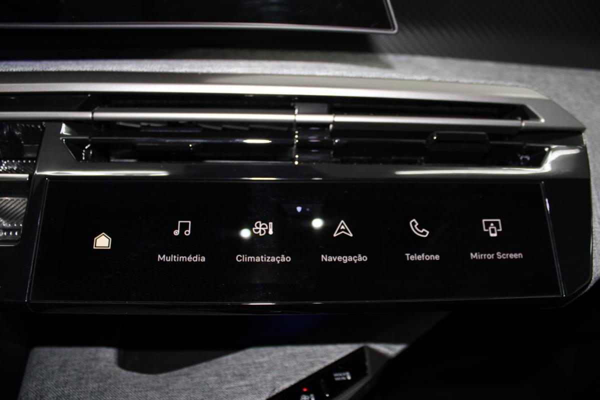peugeot-e-3008-2025-eletrico-0cc