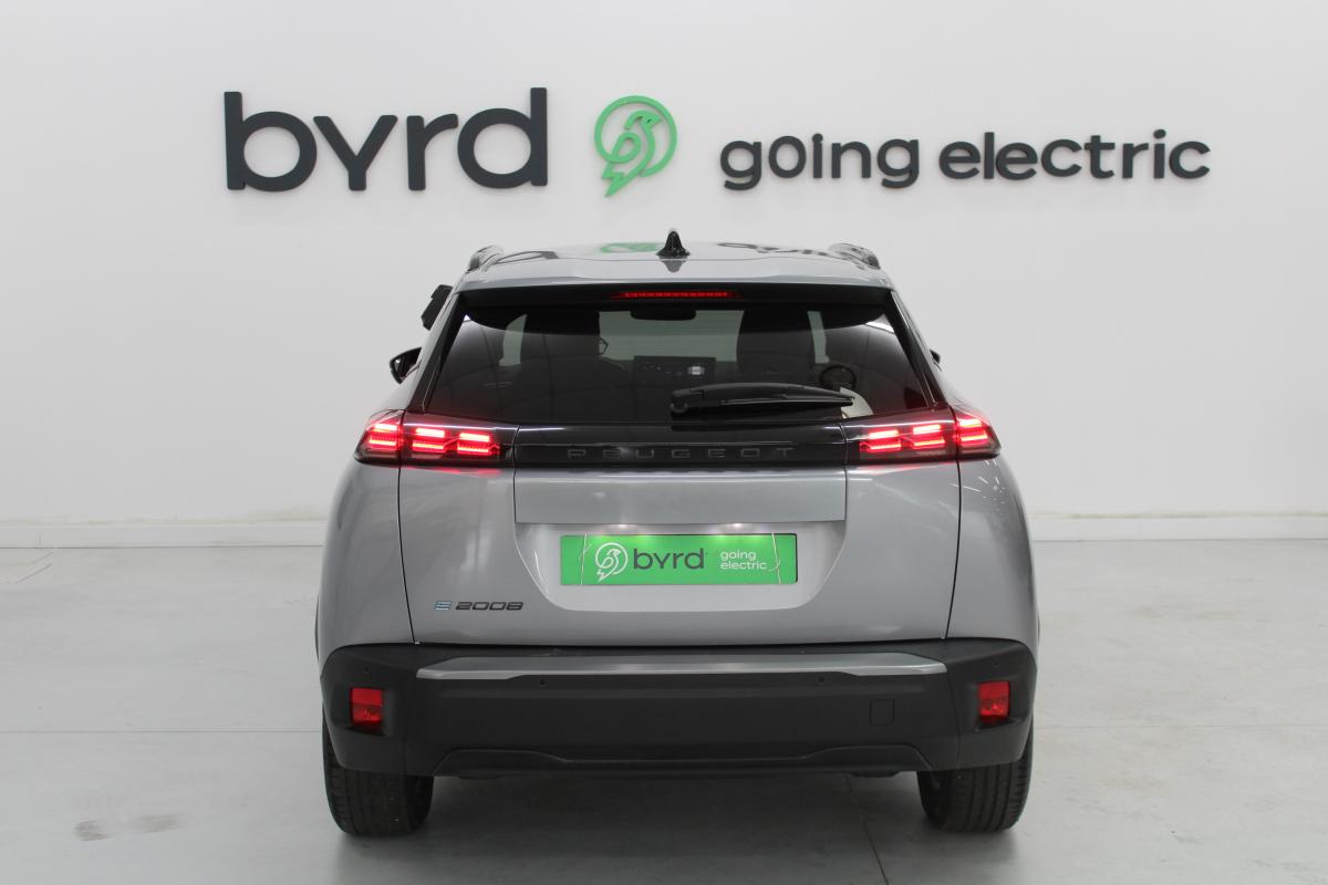 peugeot-e-2008-2025-eletrico-0cc