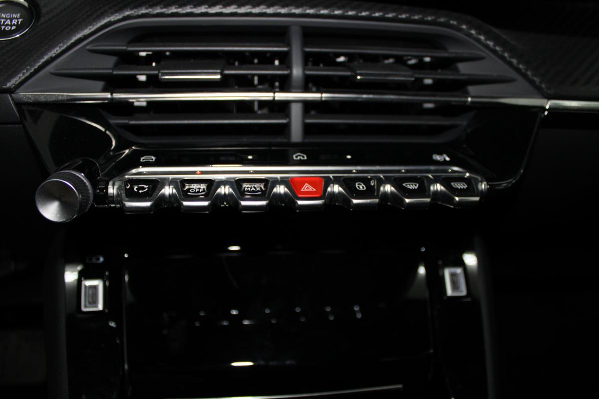 peugeot-e-2008-2025-eletrico-0cc