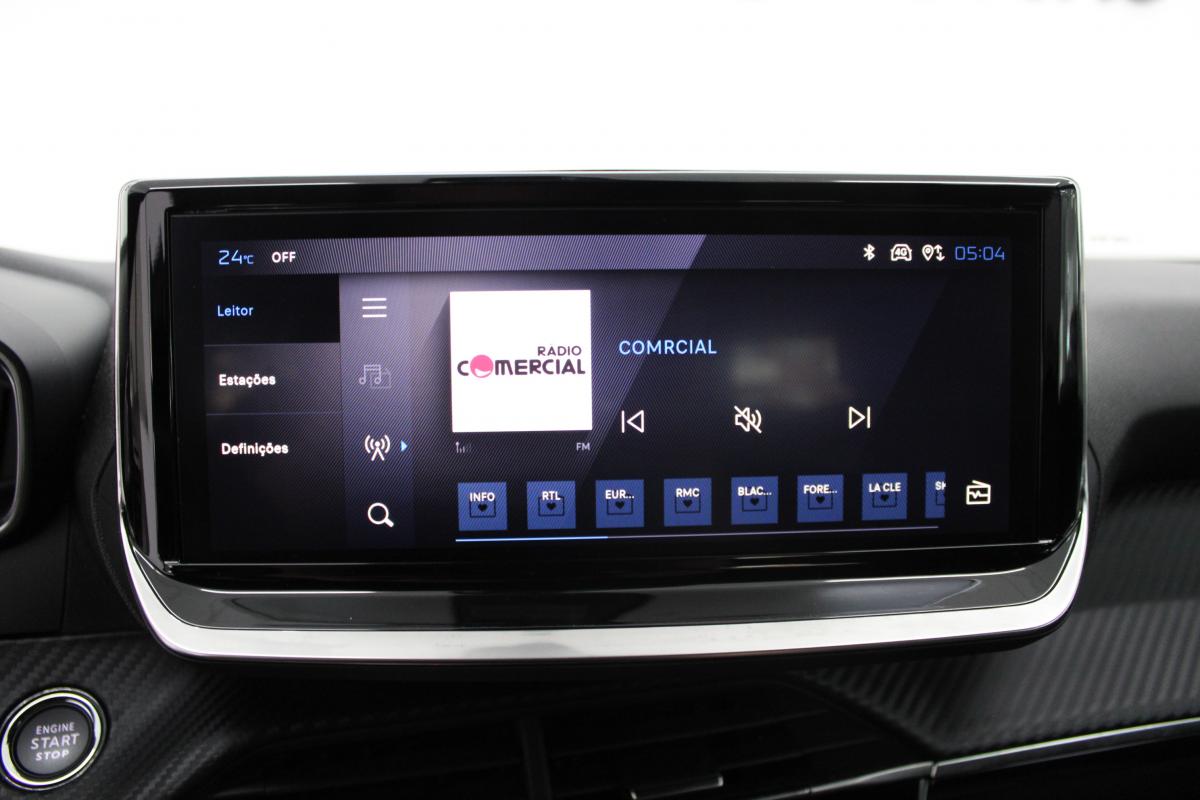 peugeot-e-2008-2025-eletrico-0cc