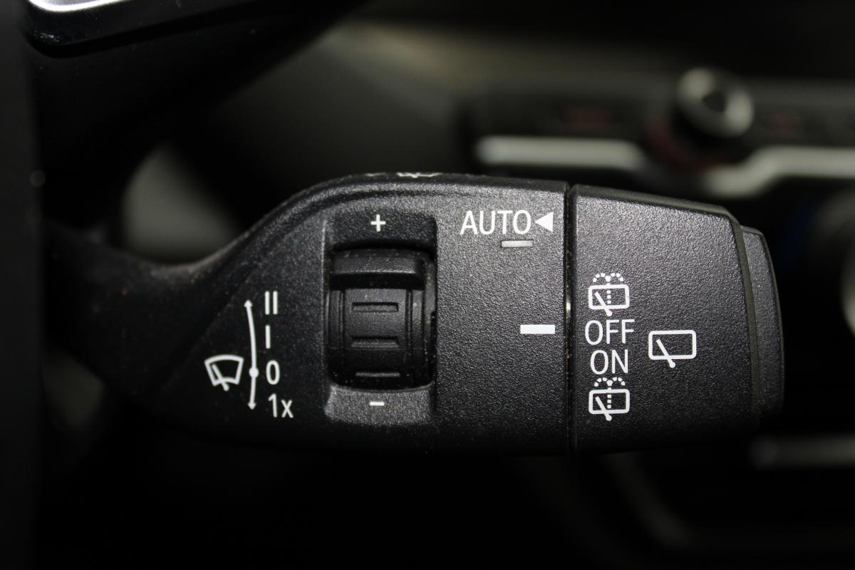 bmw-ix3-2016-hibrido-a-gasolina-647cc