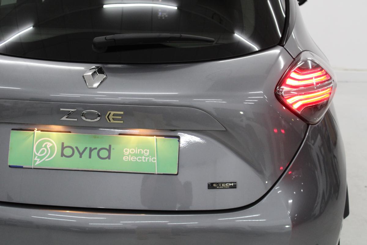 renault-zoe-2023-eletrico-0cc