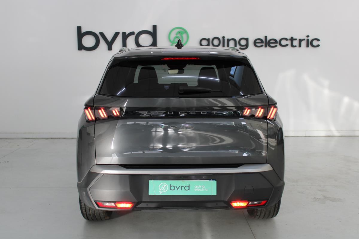 peugeot-e-2008-2025-eletrico-0cc
