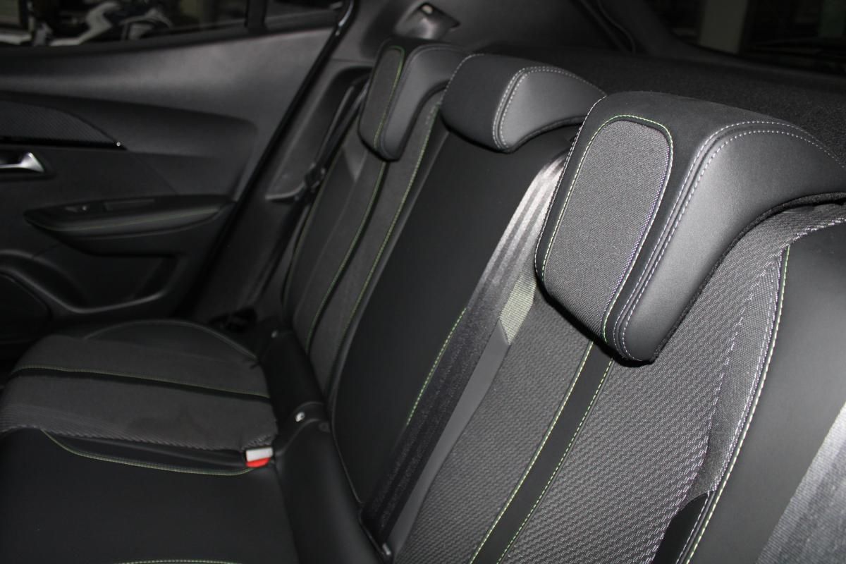 peugeot-e-2008-2025-eletrico-0cc