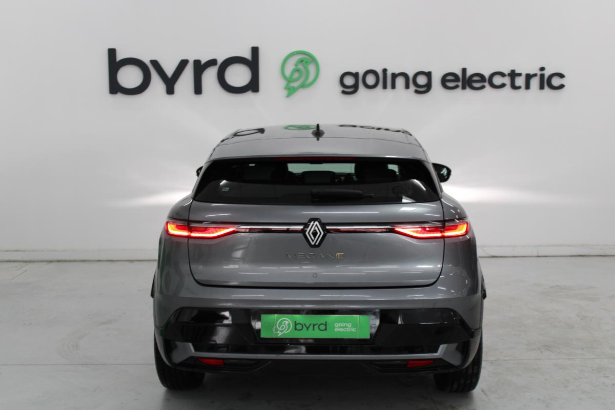 renault-megane-e-tech-2023-eletrico-0cc