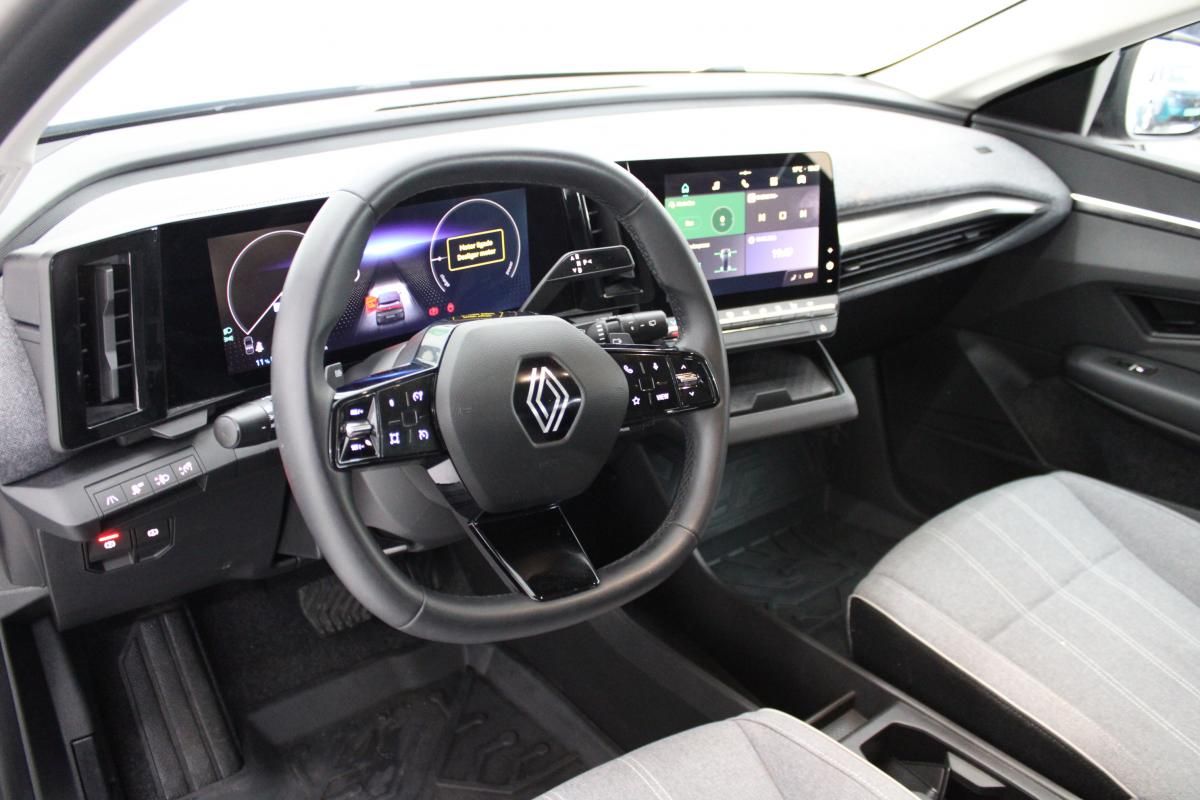renault-megane-e-tech-2023-eletrico-0cc