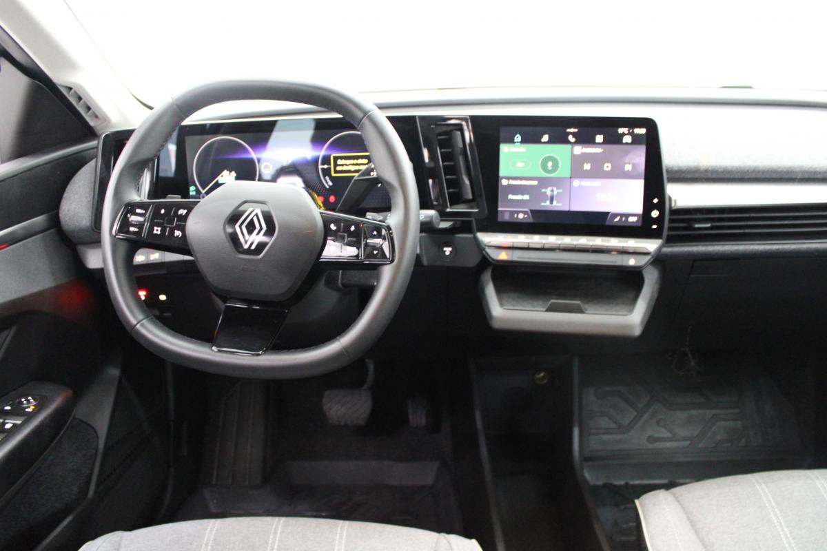 renault-megane-e-tech-2023-eletrico-0cc