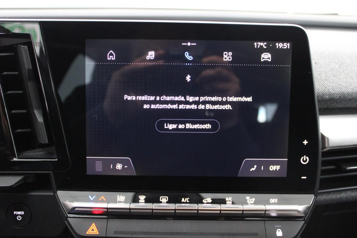 renault-megane-e-tech-2023-eletrico-0cc