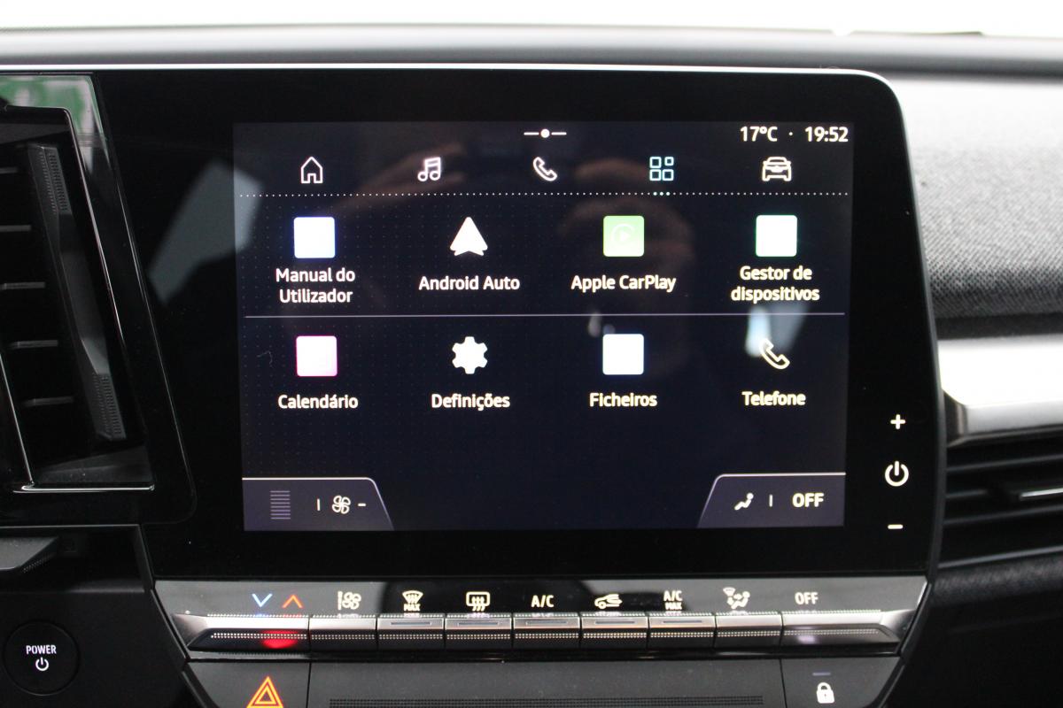 renault-megane-e-tech-2023-eletrico-0cc