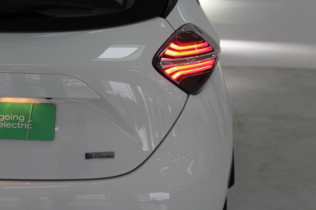 renault-zoe-2021-eletrico-0cc