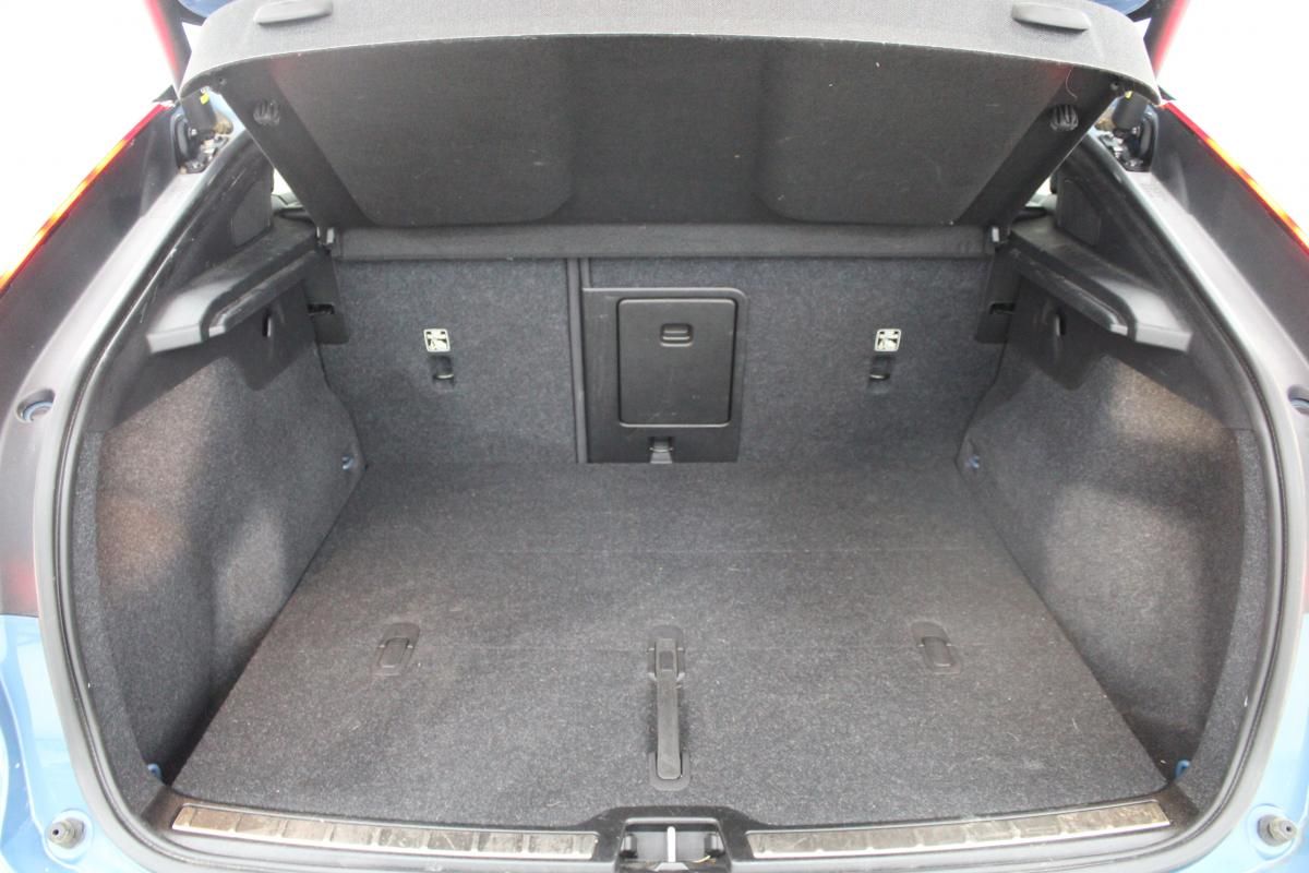 volvo-c40-2021-eletrico-0cc