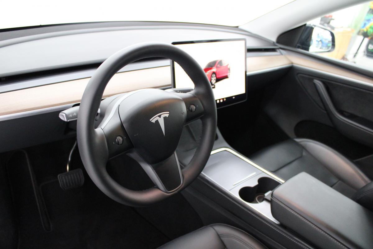 tesla-model-y-2023-eletrico-0cc