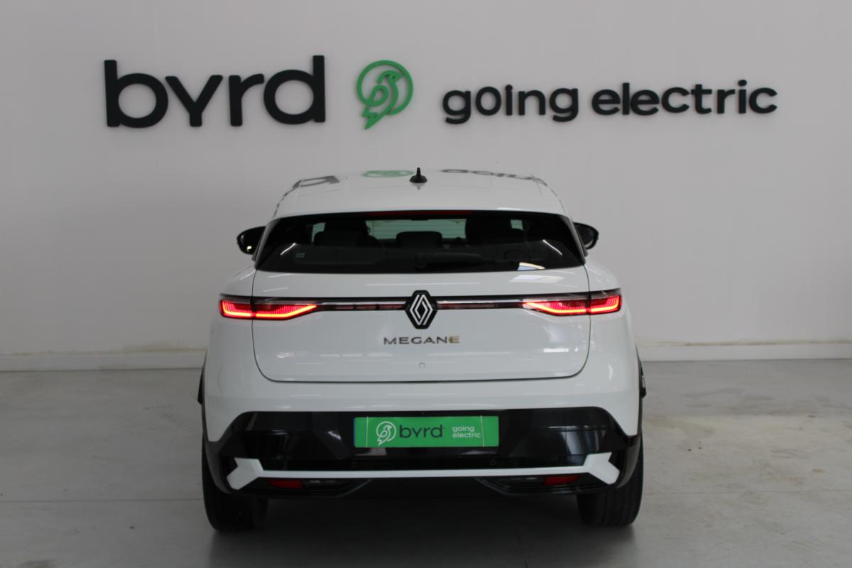 renault-megane-e-tech-2022-eletrico-0cc