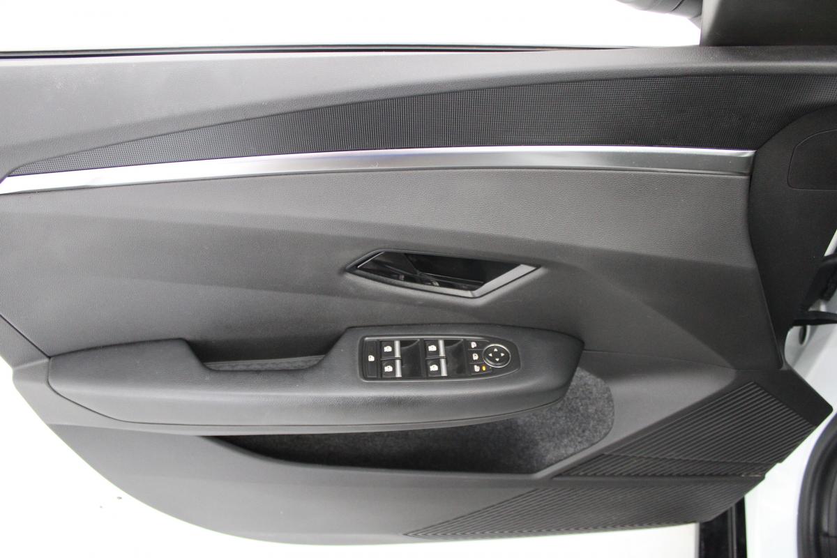 renault-megane-e-tech-2022-eletrico-0cc
