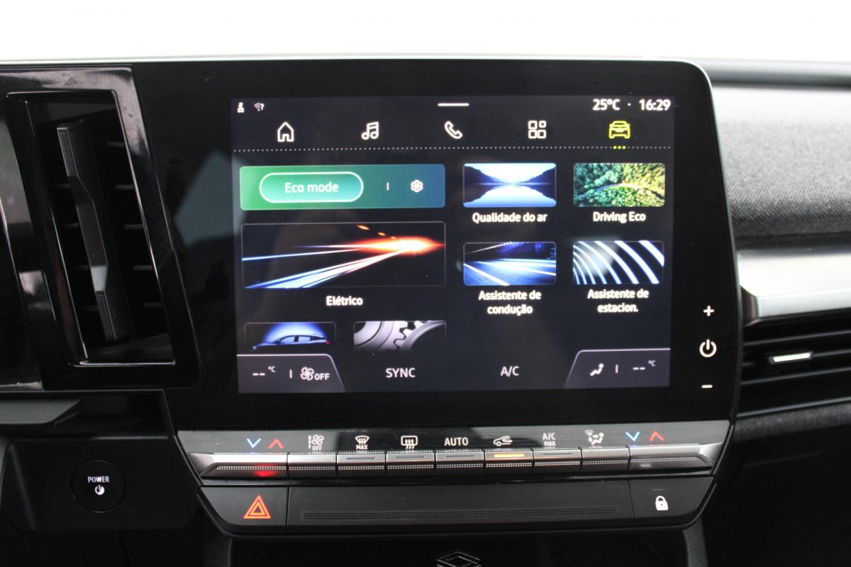 renault-megane-e-tech-2022-eletrico-0cc