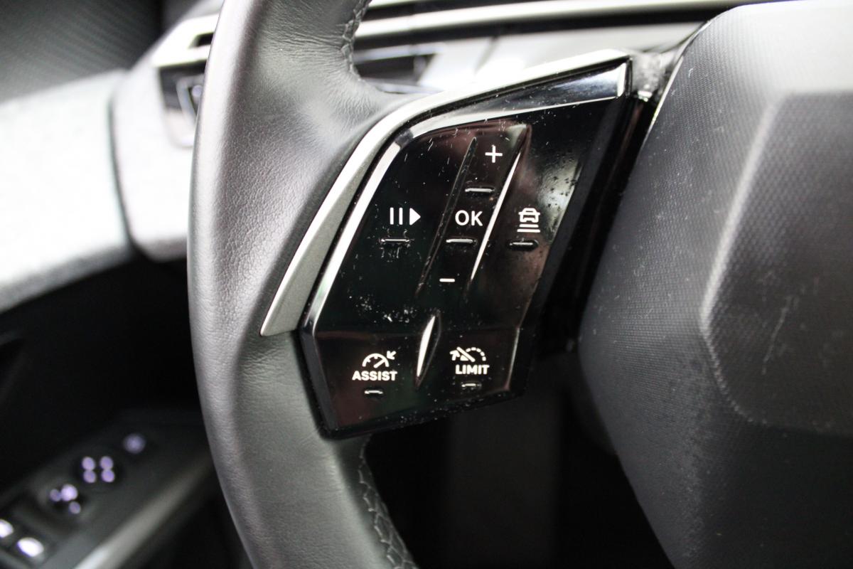 peugeot-e-2008-2025-eletrico-0cc