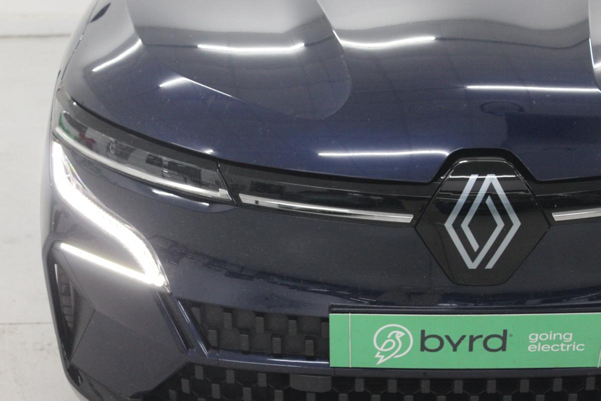 renault-megane-e-tech-2022-eletrico-0cc