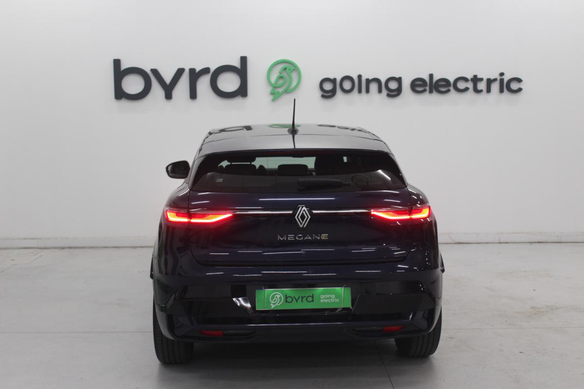 renault-megane-e-tech-2022-eletrico-0cc
