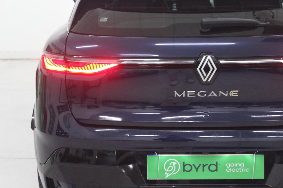 renault-megane-e-tech-2022-eletrico-0cc