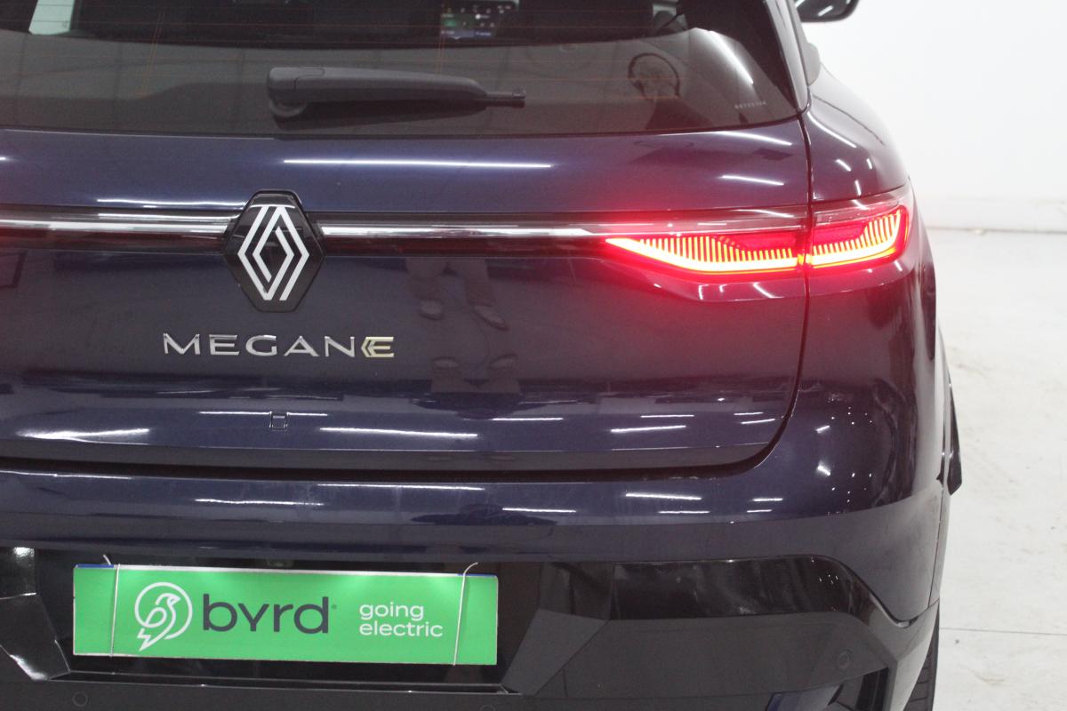 renault-megane-e-tech-2022-eletrico-0cc