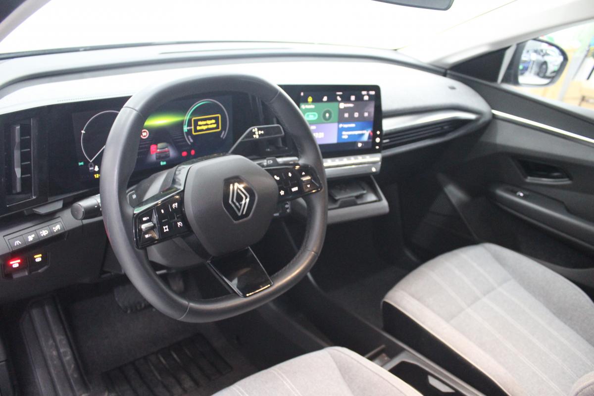 renault-megane-e-tech-2022-eletrico-0cc