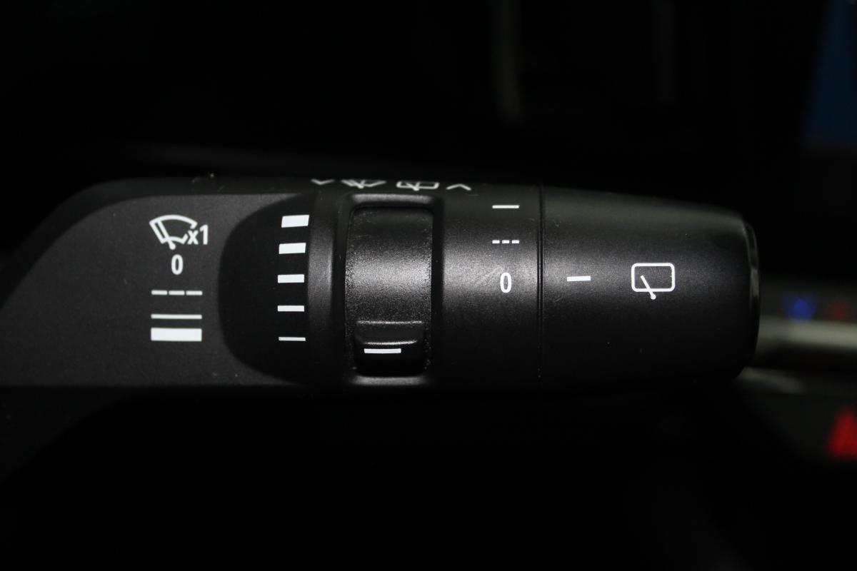 renault-megane-e-tech-2022-eletrico-0cc